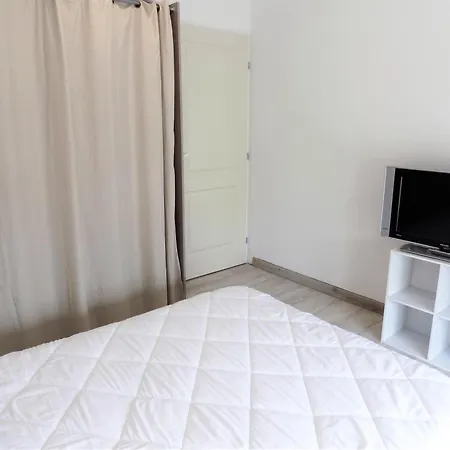 - Ravissante Maison Renovee - Acces Wifi - Climatisation Mobile